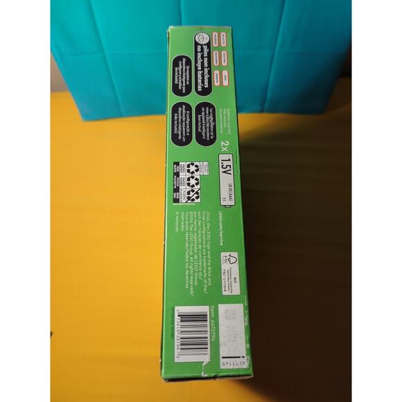 LEGO Super Mario Adventures with Interactive Luigi Building Toy 71440 - Picture 5 of 6